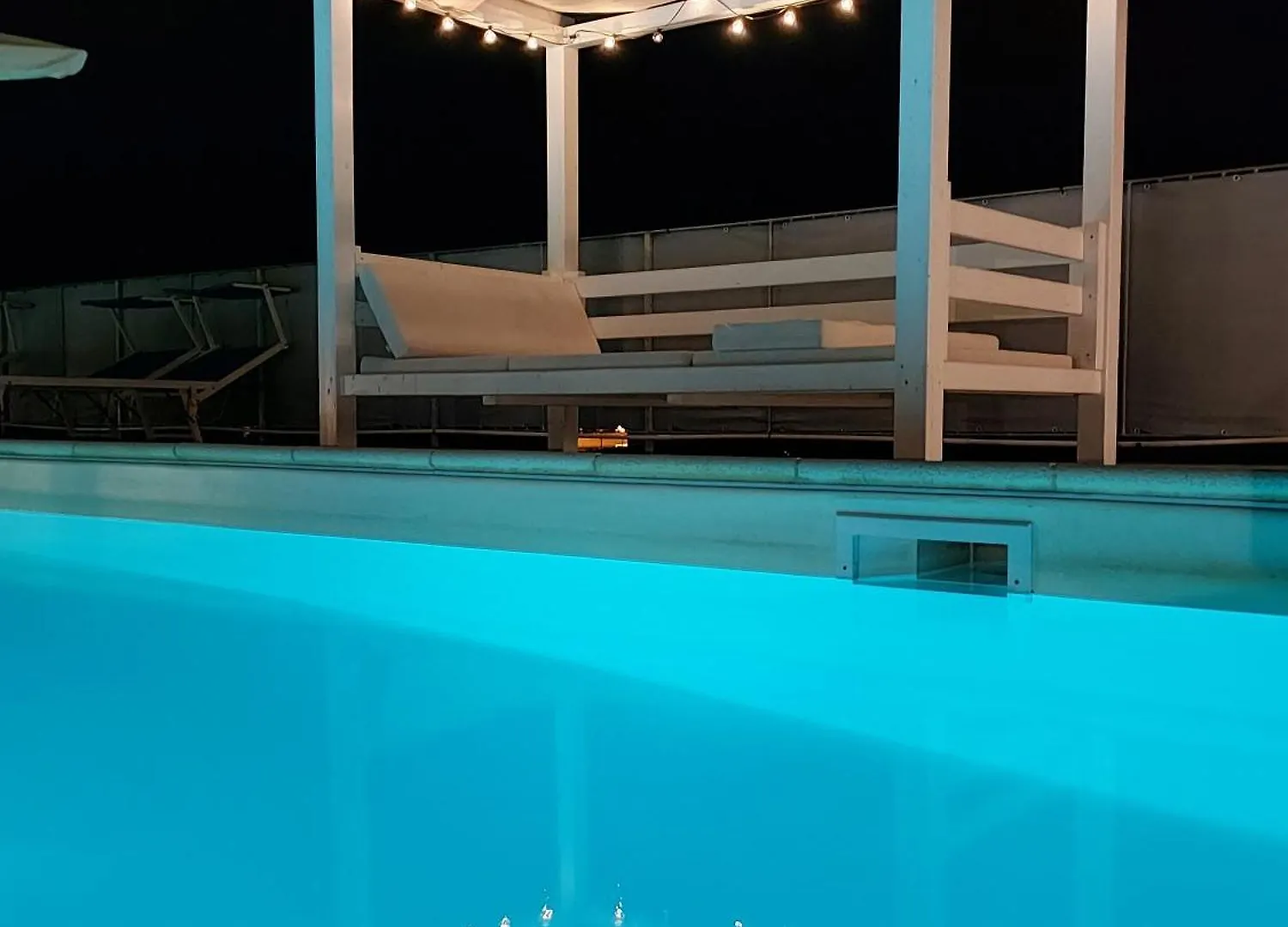 Appartement Attico Con Piscina Pivata A Porto Azzurro 0*,  Italie