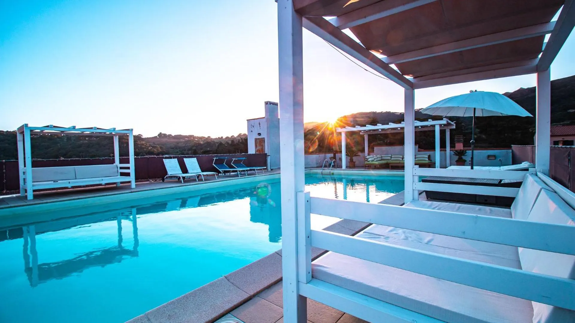 Appartement Attico Con Piscina Pivata A Porto Azzurro