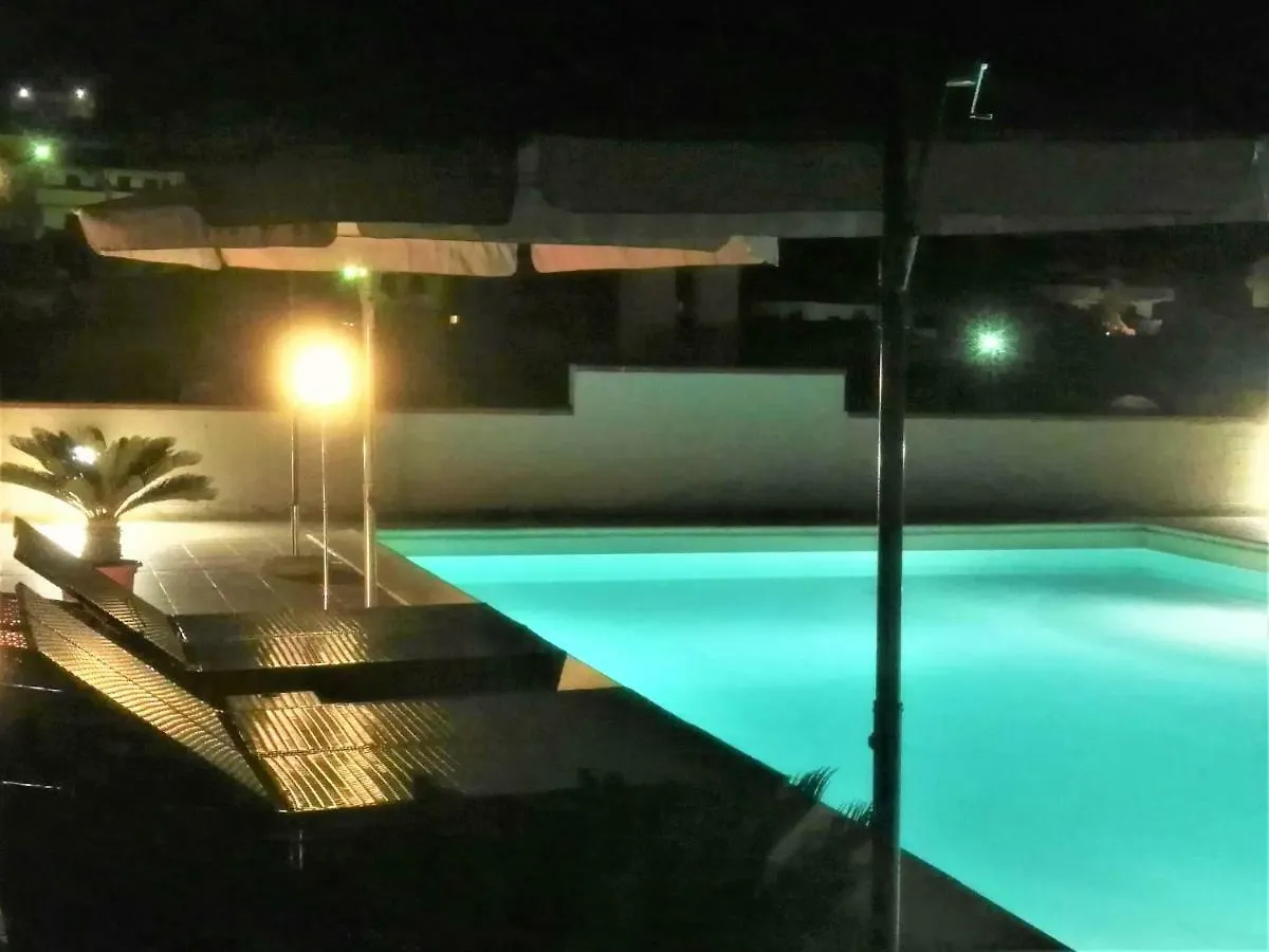 Appartement Attico Con Piscina Pivata A Porto Azzurro 0*,  Italie